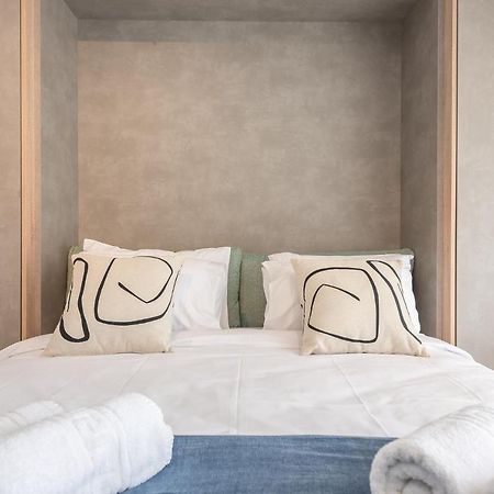 Stylish Urban Suites Aten Exteriör bild
